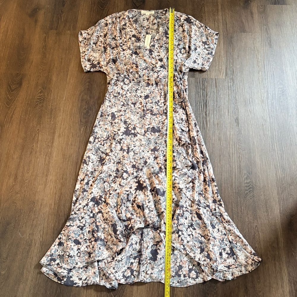 LoveStitch Women's Wrap Maxi Dress Floral Sleeve Size M High-Low Boho Chic NWT - Picture 3 of 4